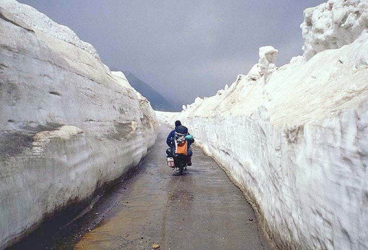 galeri_india_himalayas_manali_pass-jpg_10103625_1442913641.jpg